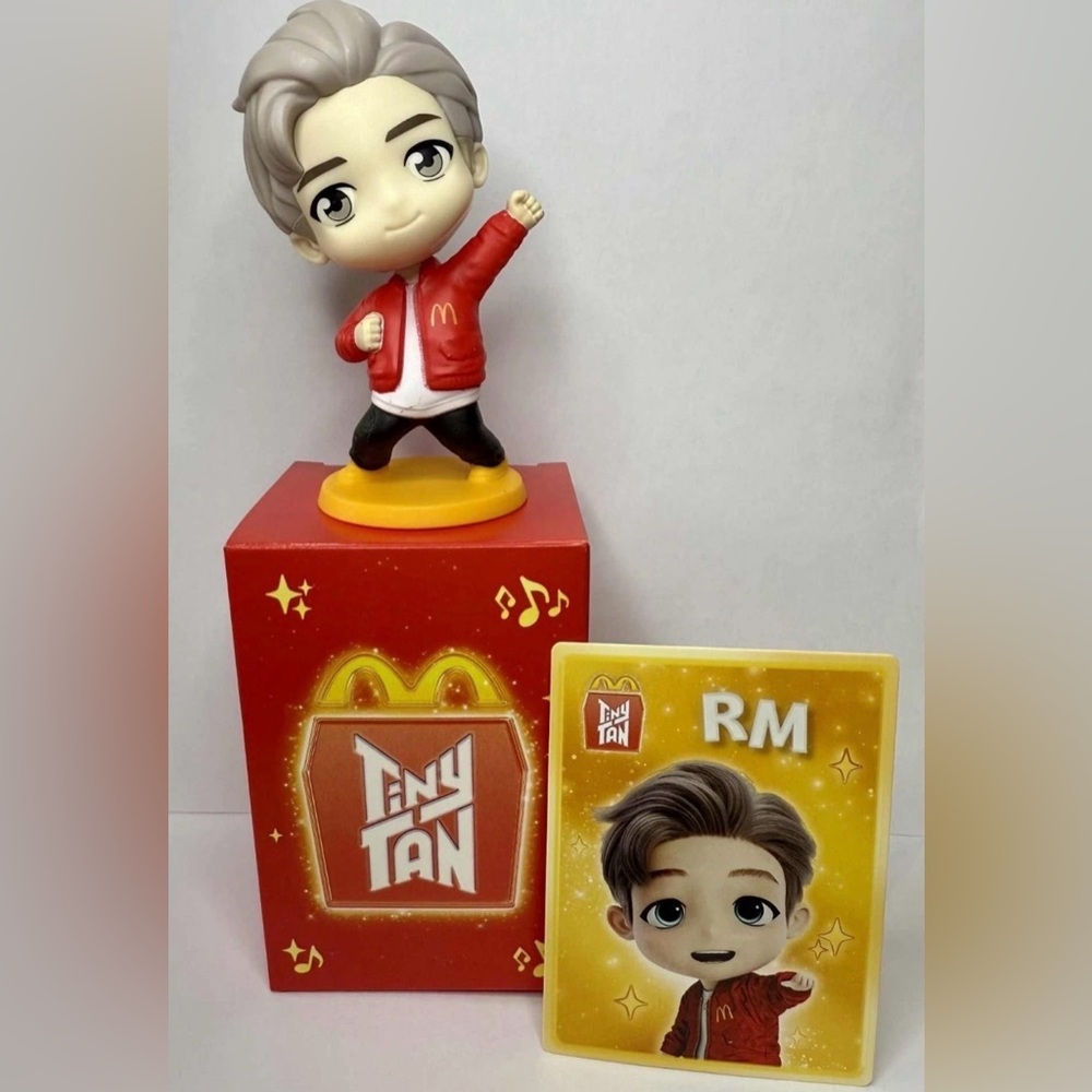 McDonald’s 2025 Tiny Tan/BTS #8 RM Happy Meal Figure Encore Edition - Picture 3 of 3
